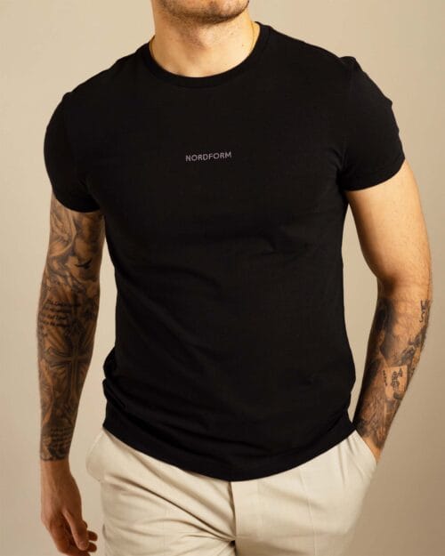 T-Shirt - Tapered, Black