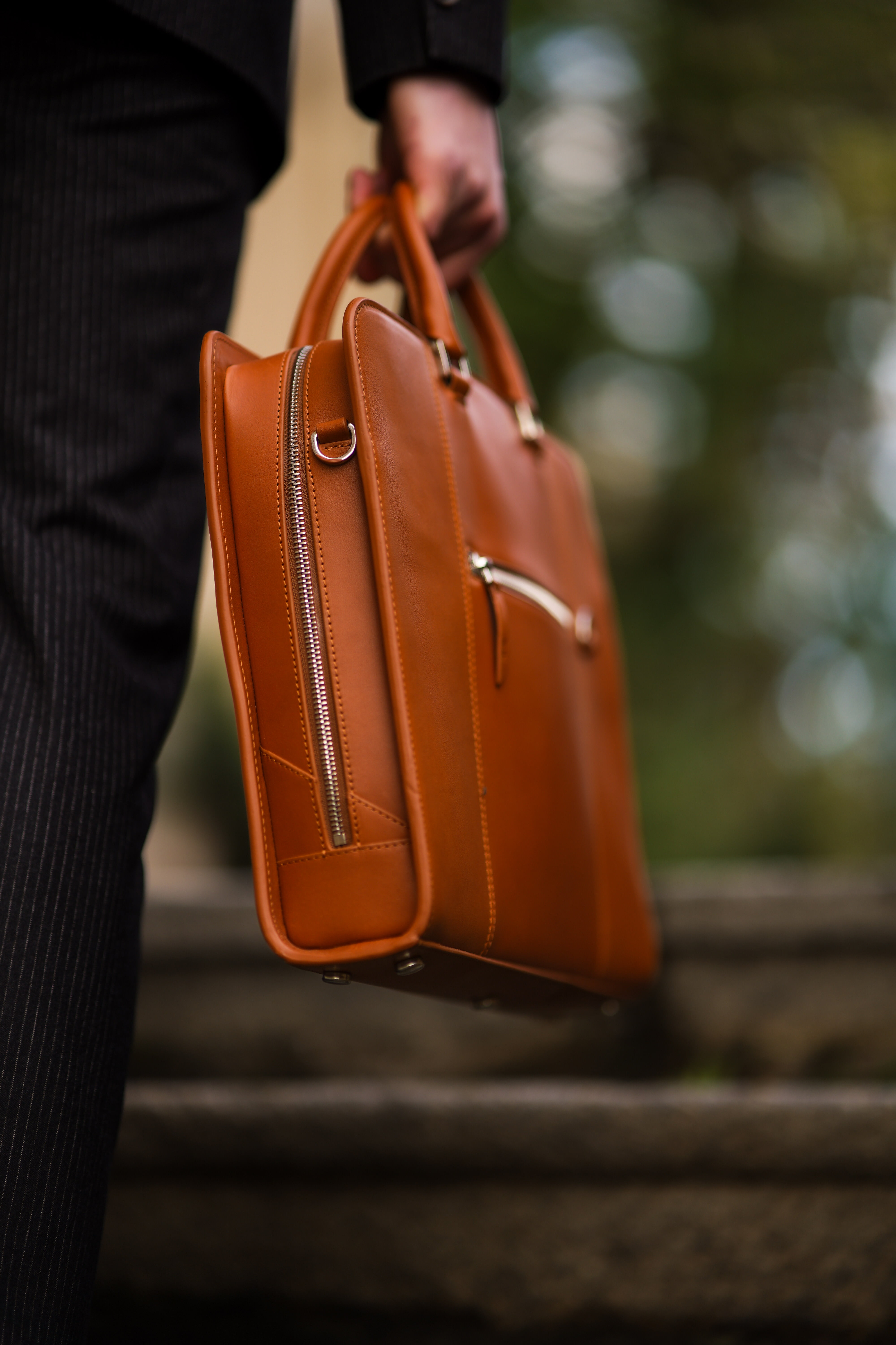 How to Spot a Quality Leather Bag